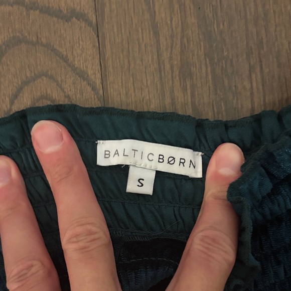 Baltic Born Green Velvet Long Sleeve Dress, Size Small - Picture 2 of 7